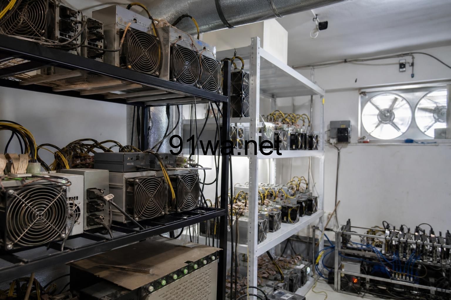 稳定币和 RWA 又被摆到台前，链上金融这次拼的是清算速度和资产质量