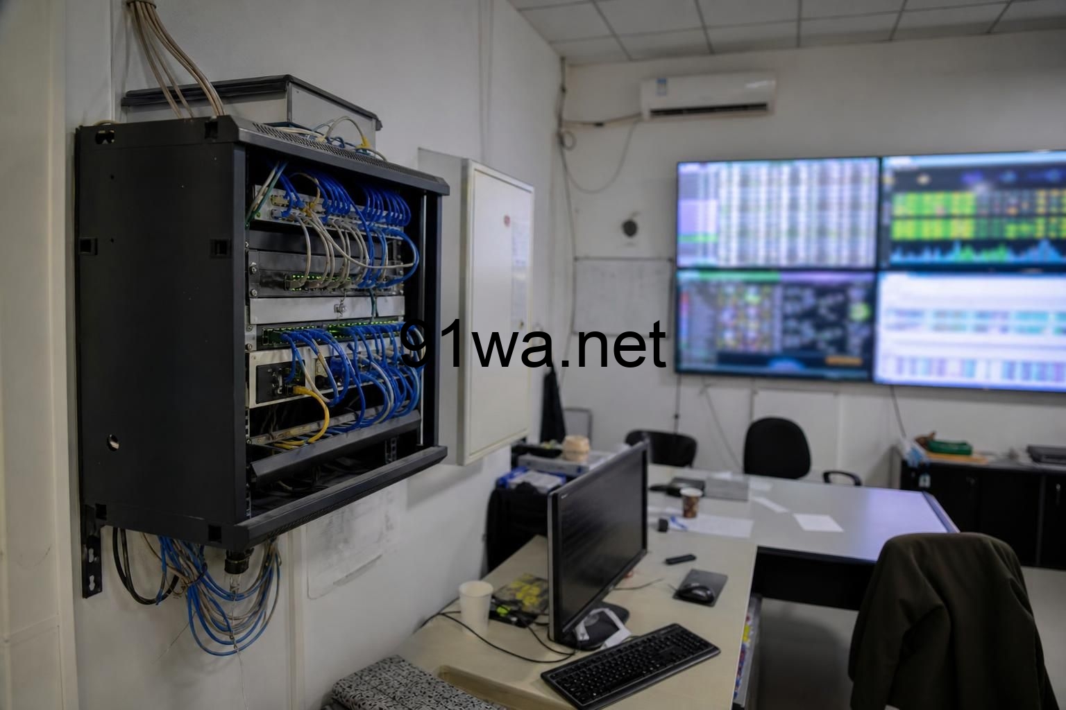 今天别让 HiveOS 批量更新越过夜班审批插图 今天别让 HiveOS 批量更新越过夜班审批