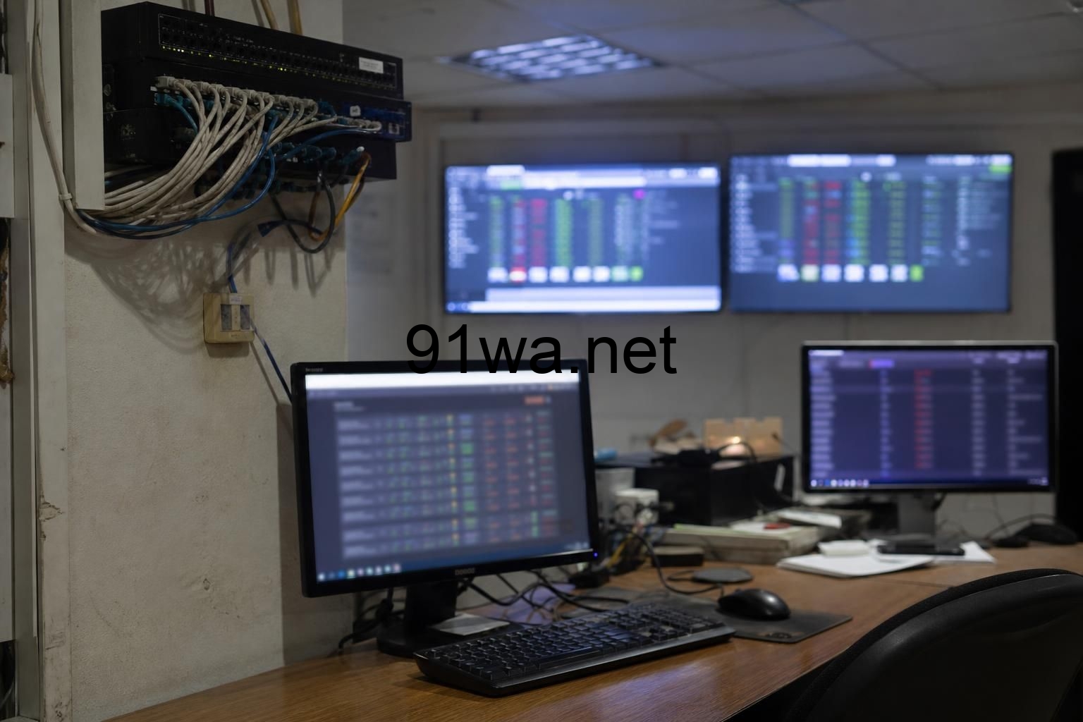今天最该防的是 HiveOS 批量操作把小故障放成全场停机插图 今天最该防的是 HiveOS 批量操作把小故障放成全场停机