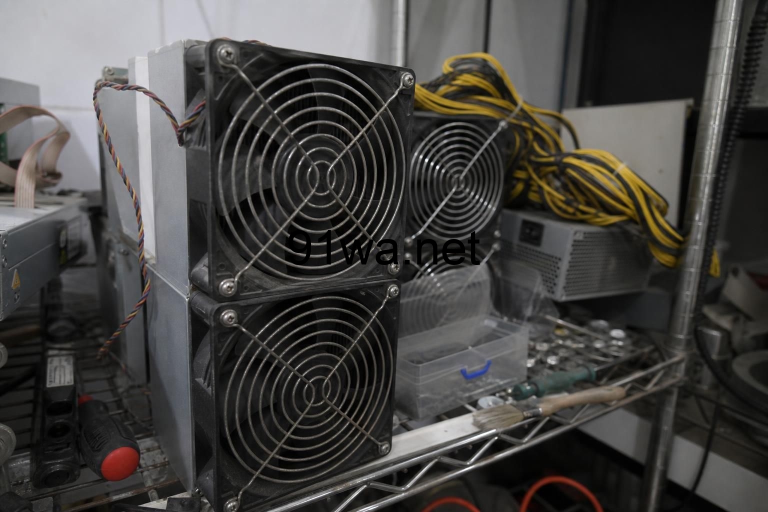 SHRMiner切入AI基础设施：云计算算力进入加密挖矿后，矿机硬件该核对什么